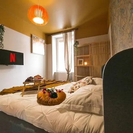 Appartement Arty Jaccuzi&spa Centre De Gamme *