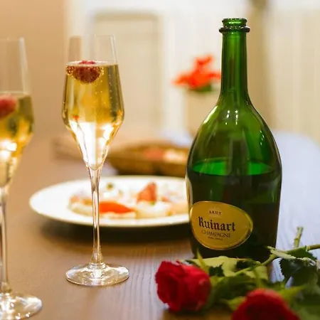 Arty Jaccuzi & Centre De Gamme