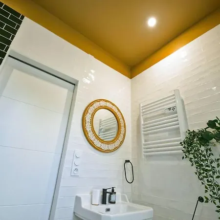 Arty Jaccuzi & Centre De Gamme * 뮐루즈