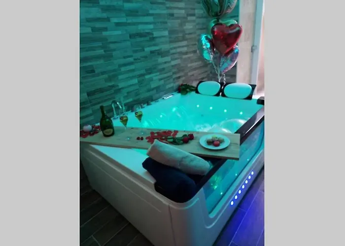 Arty Jaccuzi & Centre De Gamme מולהאוס
