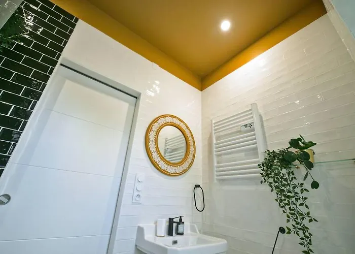 Arty Jaccuzi & Centre De Gamme * 牟罗兹